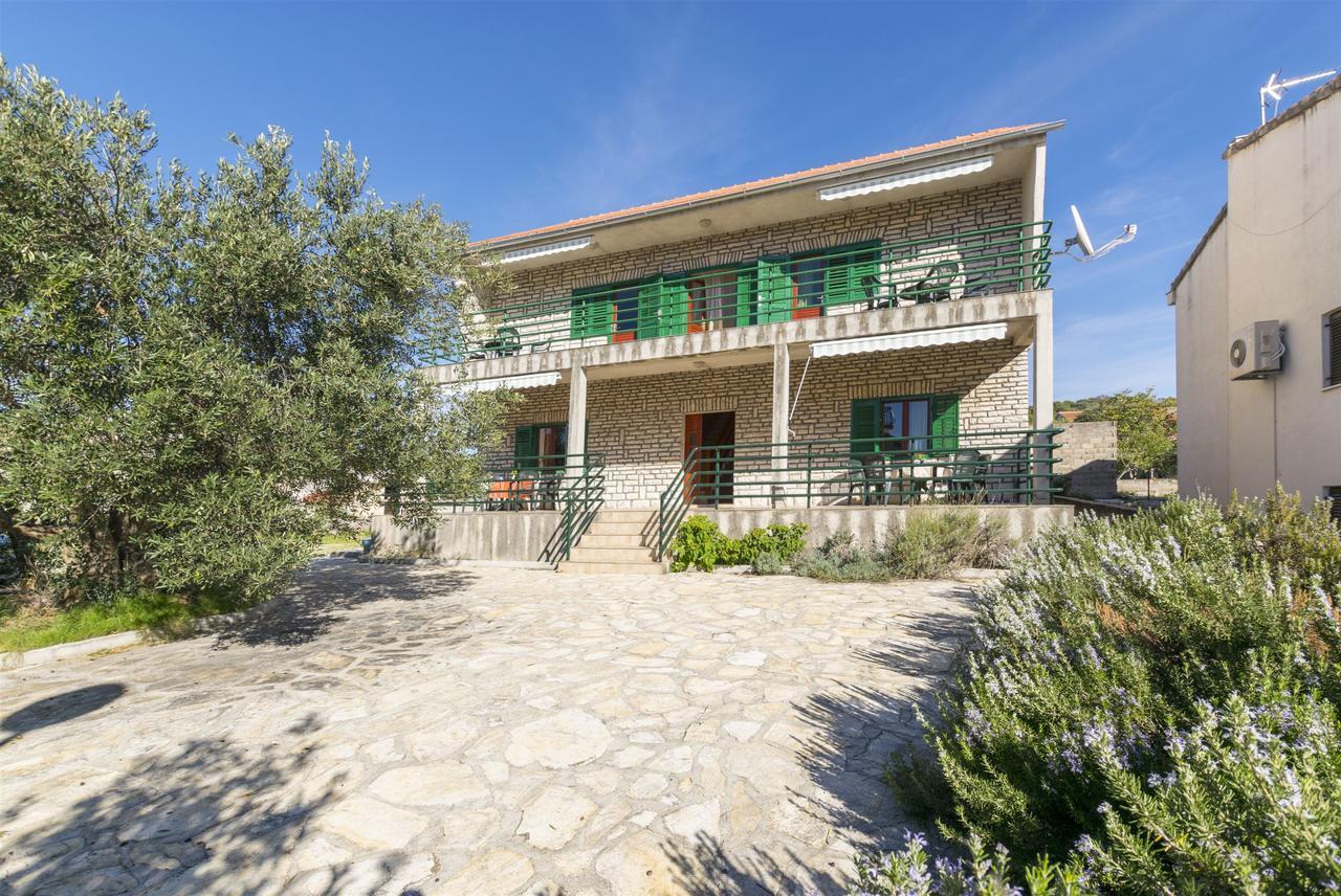 Apartments Albina Brodarica  Εξωτερικό φωτογραφία